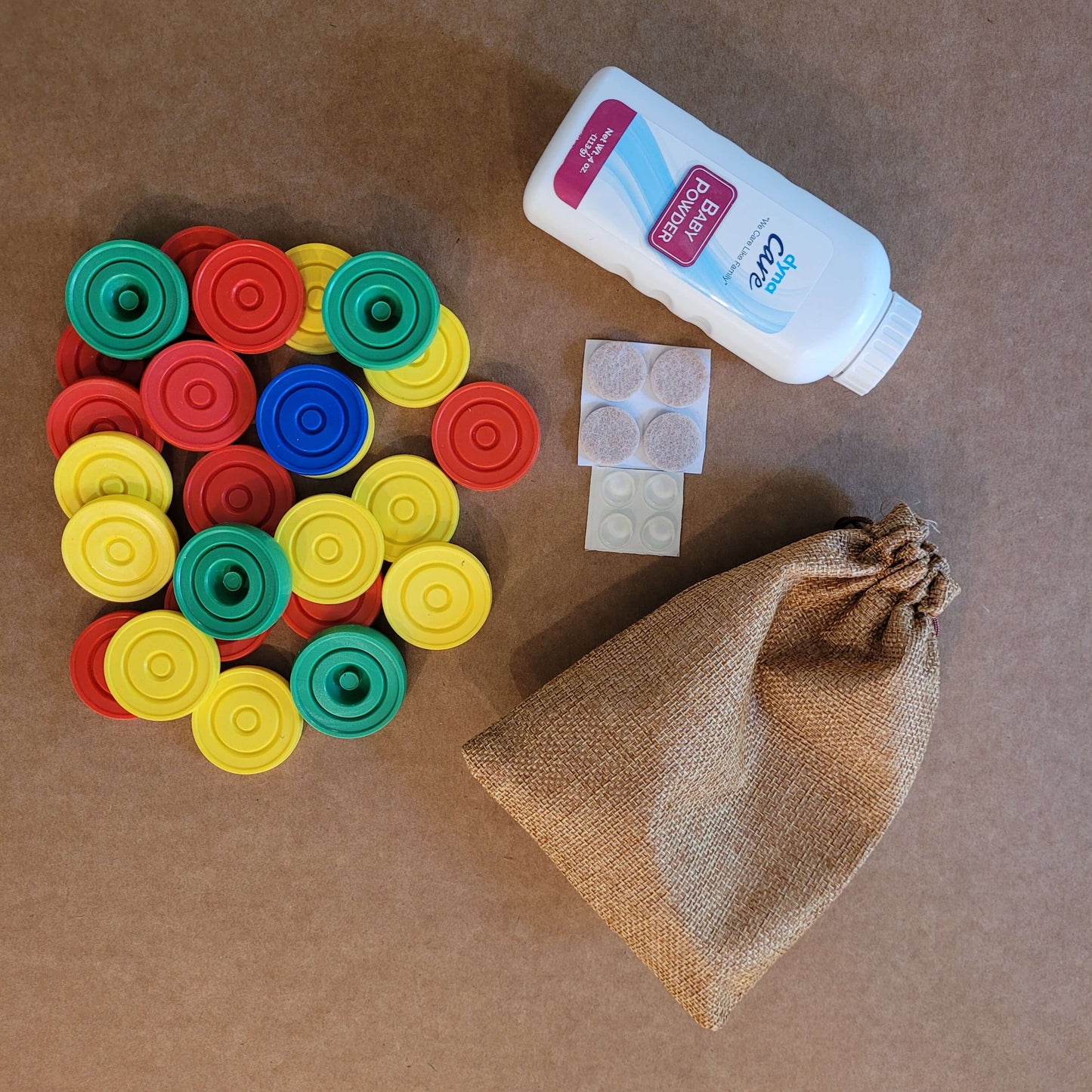 Mighty Forest Conqueror Fingerboard Pieces. Set Includes 10 Red, 10 Yellow, 1 Blue, and 4 Green Ghoons in a Bag 300g