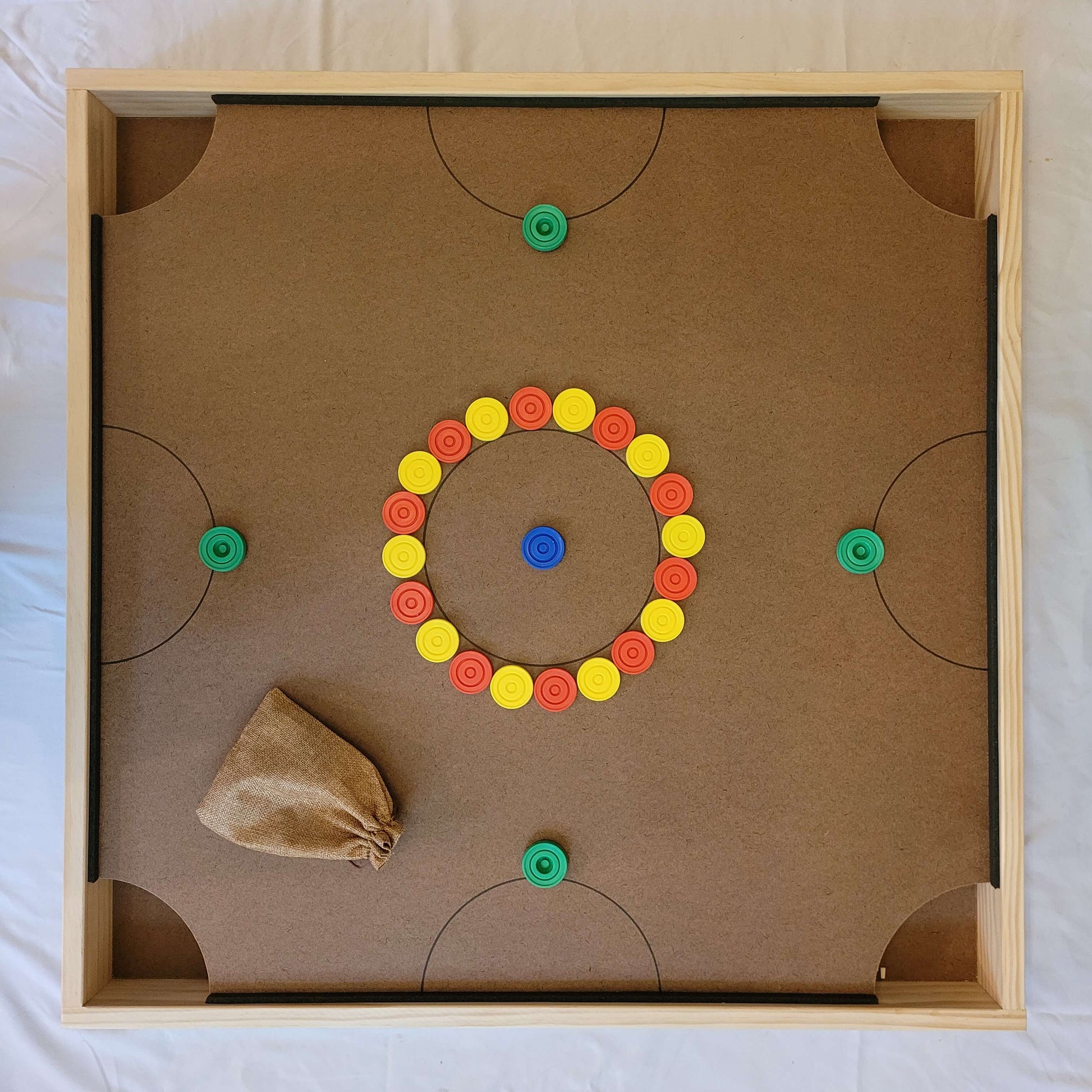 Mighty Forest Conqueror Fingerboard Medium Size (32"x32"). Set Includes Red and Yellow Team Pieces in a Bag 5kg