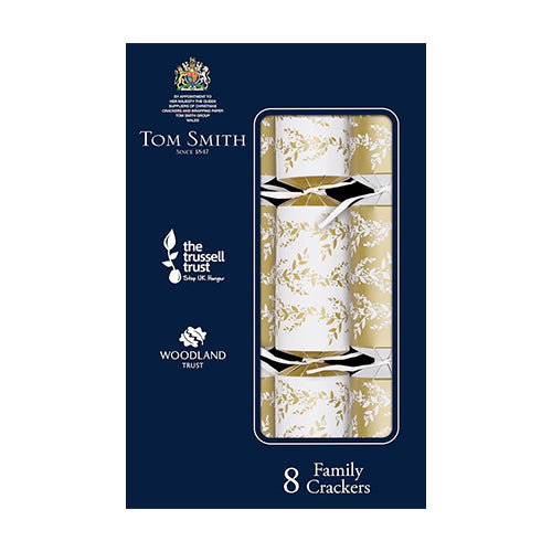 Tom Smith Christmas Crackers Gold and White with Foliage Family Crackers 8 x 12.5 Inch 200g